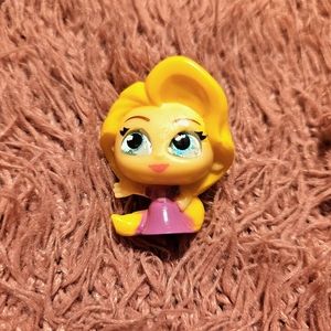 Rapunzel | Disney Doorables | Collectible | Toy | Figure | Tangled